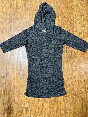 Under Armour Women's Black & Grey Semi-Fitted Hooded Top HeatGear Size XS